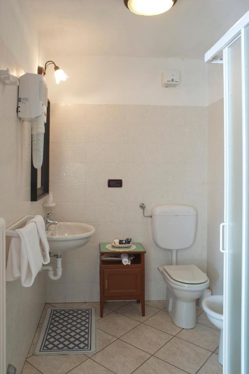 Albergo Castello Da Bonino Champorcher Δωμάτιο φωτογραφία